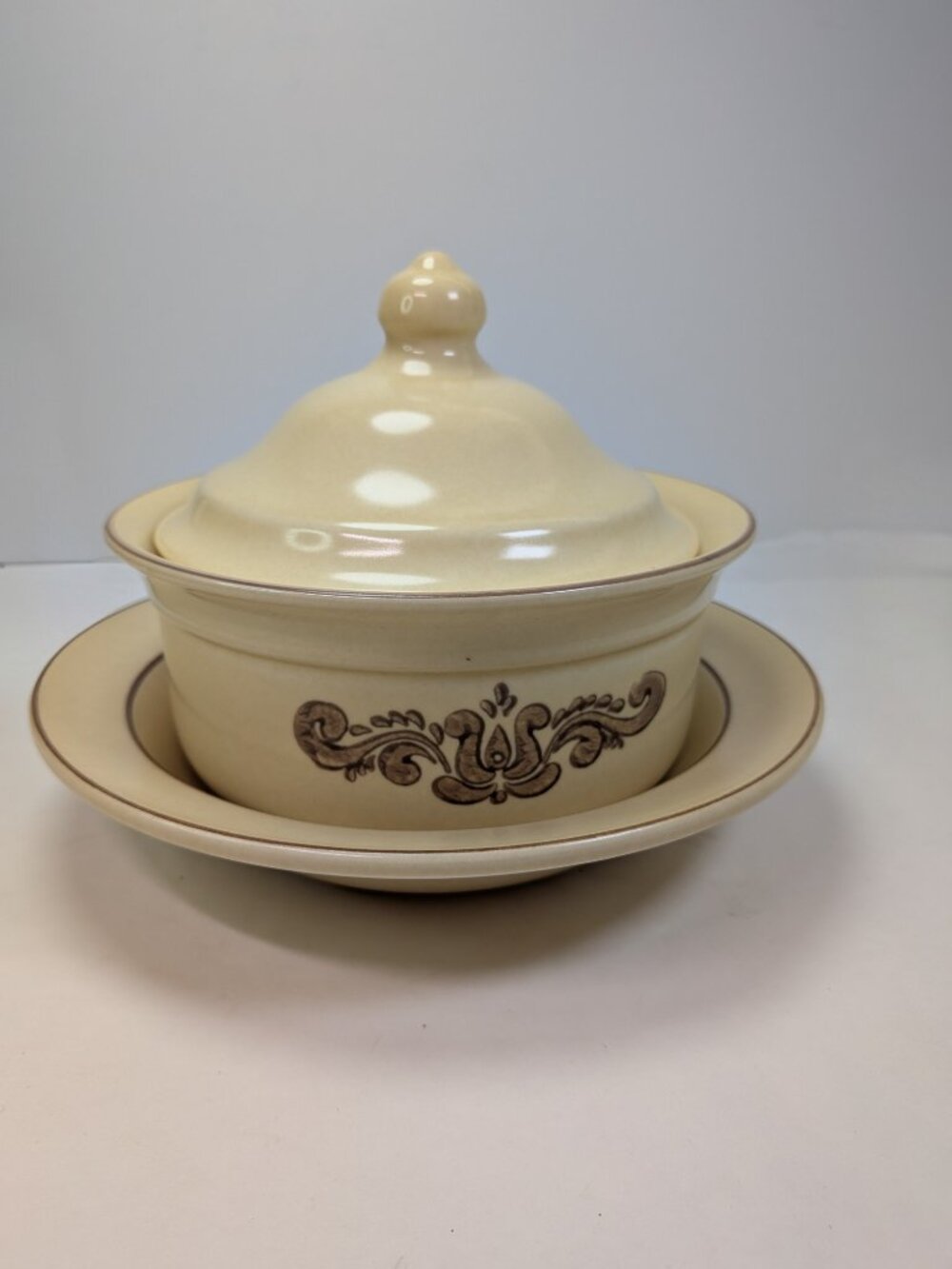 Vintage Pfaltzgraff Village Covered Casserole Dish & Soup Bowl Set farmhouse